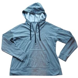 Croft & Barrow Women's Gray Textured Top Size Medium Petite